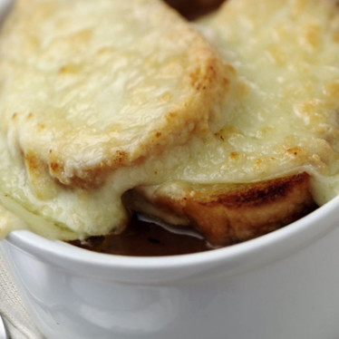 Steakhouse Onion Soup with Grand Cru®